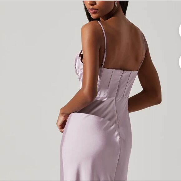 NEW Astr the Label Cannes Dress Silver Lilac Small - Picture 3 of 6